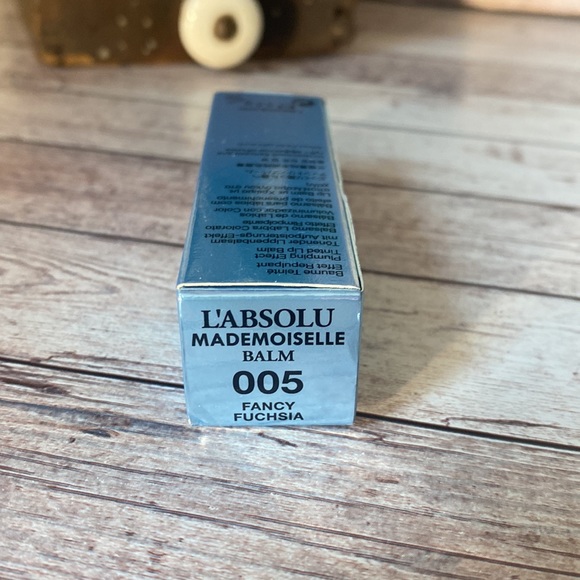 NIB Lancôme Fancy Fuschia L’Absolu Lip Balm - Picture 4 of 11